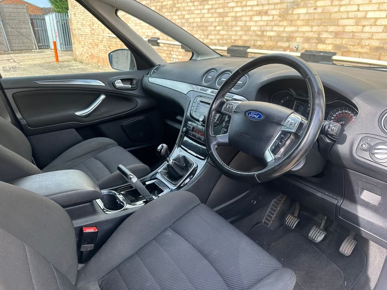 2011 Ford S-Max 2.0 TDCi 140 Titanium 5dr MPV Diesel Manual