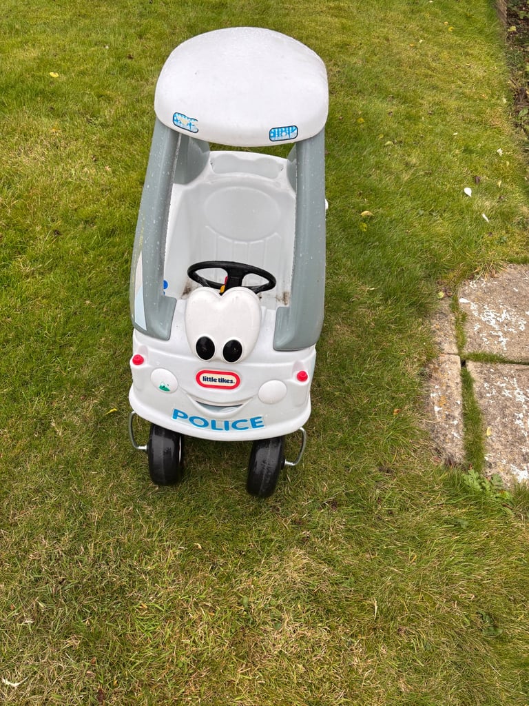 Little Tike police ride on. Collection ws5 
