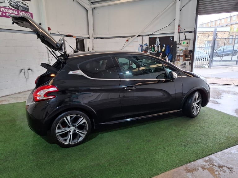 2014 Peugeot 208 1.6 THP GTi 3dr HATCHBACK Petrol Manual