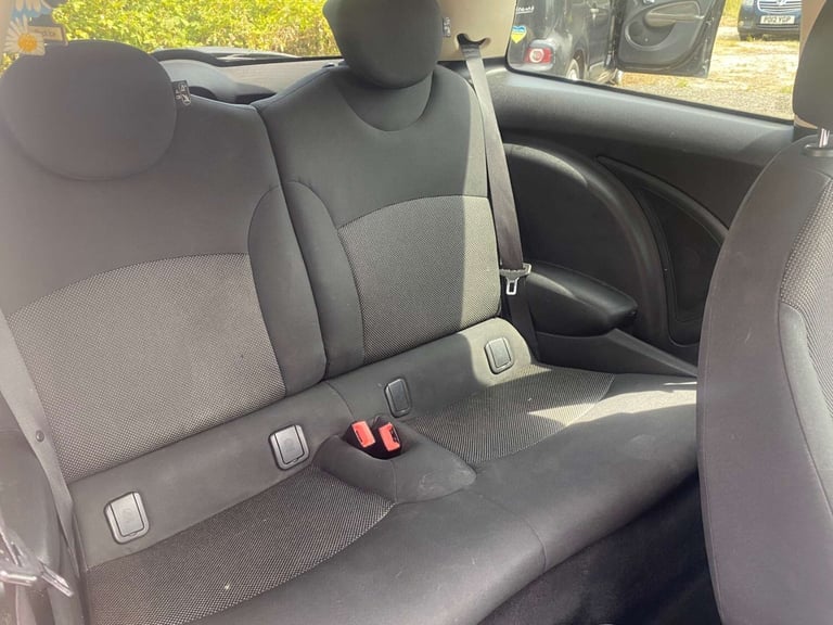 2010 MINI Hatch 1.6 Cooper 3dr Hatchback Petrol Manual