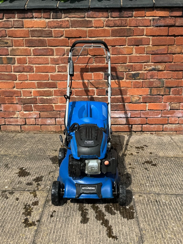 Lawn Mower Hyundai petrol 