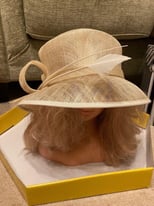 Ladies smart summer wedding / occasion hat