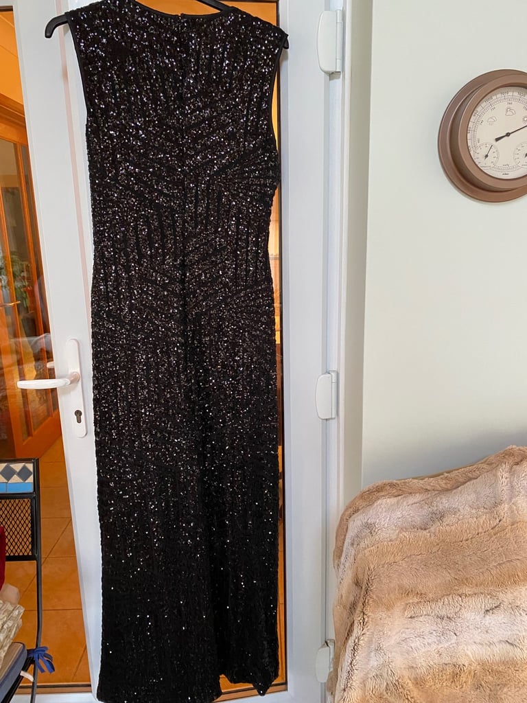 Quiz Beautiful Black Maxi Size GB size 18 Sequins Party/Cruise Evening Dress Like New