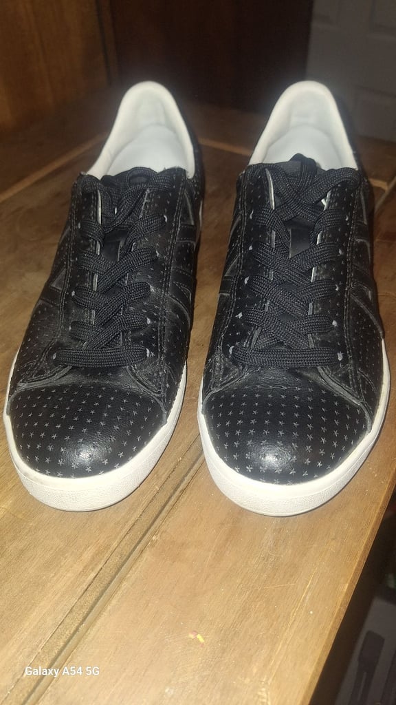 image for Armarni mens trainers 