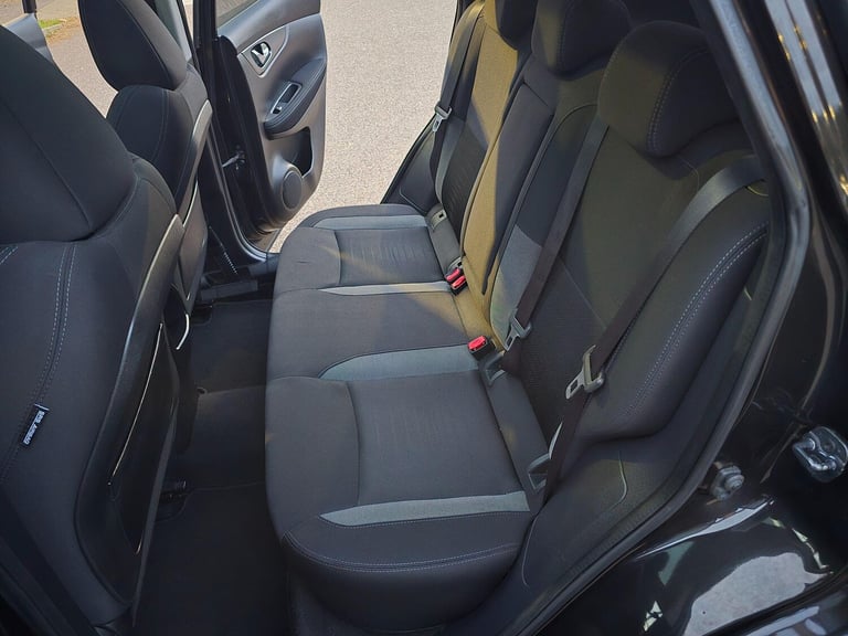2018 Nissan Qashqai 1.5 dCi N-Connecta SUV 5dr Diesel Manual Euro 6 (s/s) (115 ps) HATCHBACK Dies...