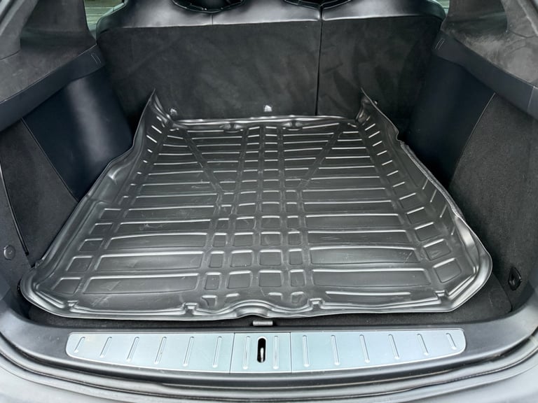 2019 Tesla Model X 75D (DUAL MOTOR) SUV ELECTRIC AUTO 4WDE, 45000 MILES, 1 OWNER. HATCHBACK Elect...