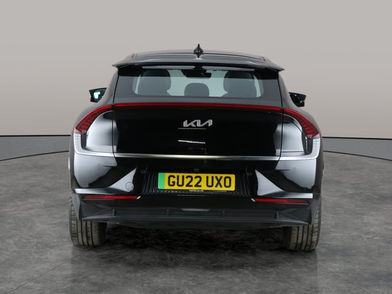 2022 Kia EV6 77.4kWh Air Hatchback 5dr Electric Auto (225 bhp) - HEATED STEERING - LANE  Hatchbac...