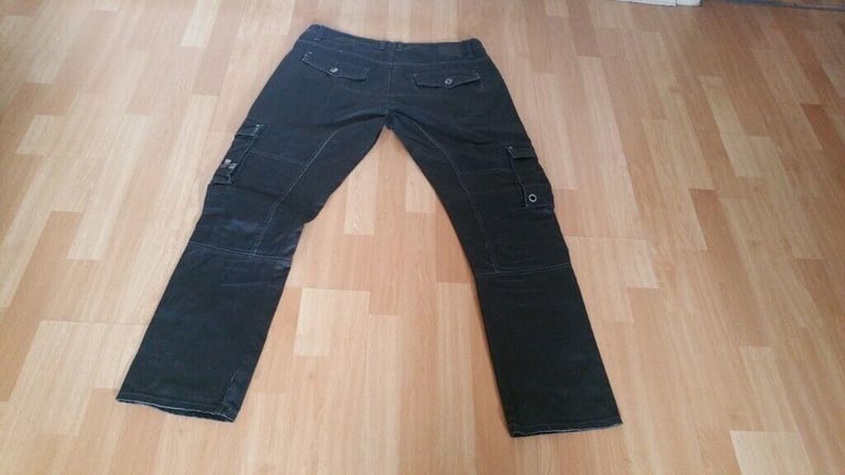 Vintage 00's BENCH  Fly Stud Cargo Jeans. Size : W36. L32