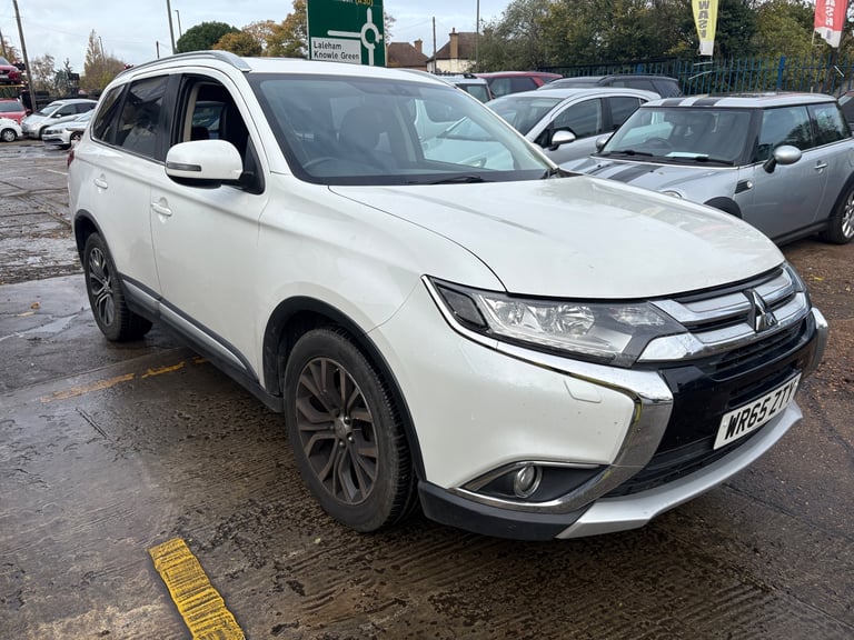 Mitsubishi, OUTLANDER, Estate, 2015, Manual, 2268 (cc), 5 doors