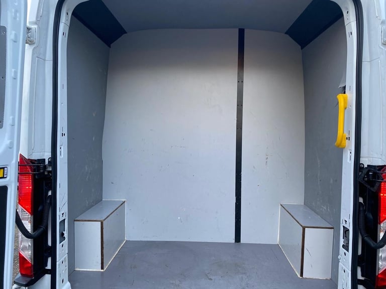 2022 71Reg Ford Transit Leader 9 Seater LWB Crew Van 2.0TDCi Euro6 Air Con +VAT