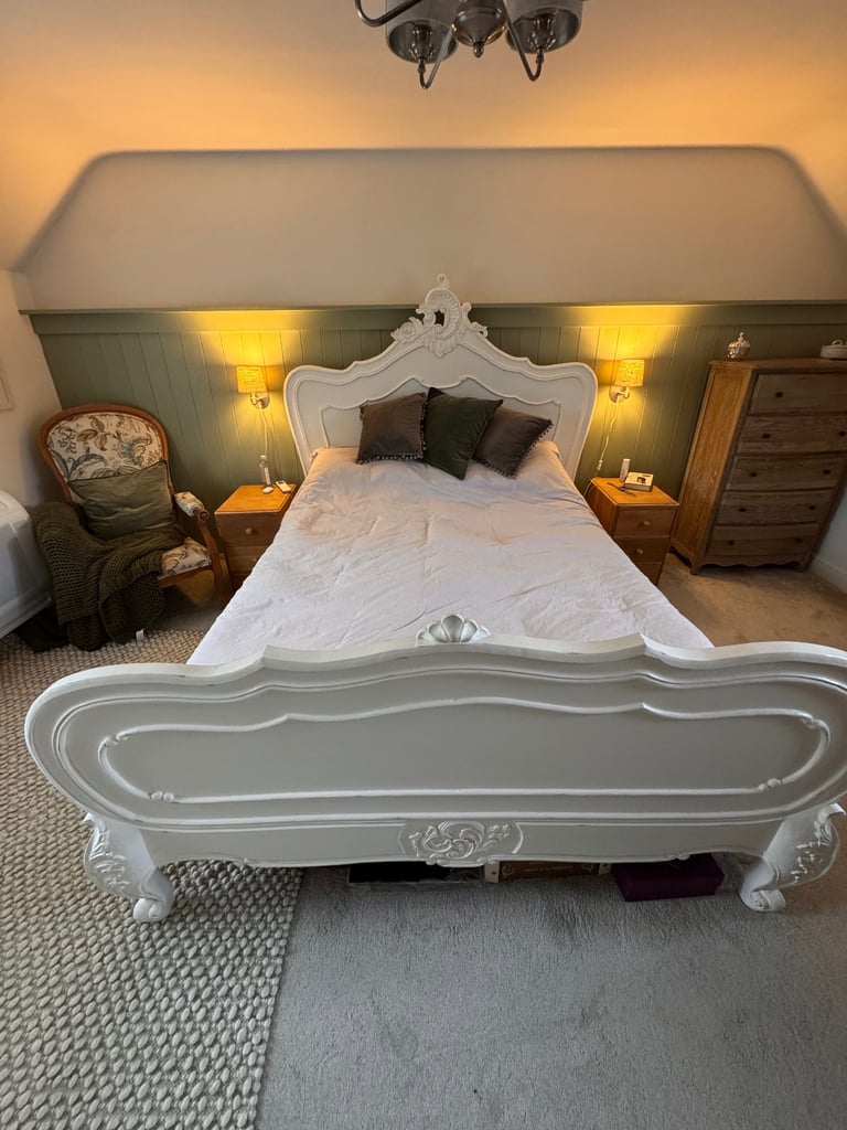 image for King Size Solid Hardwood French Style Rococo Bed Frame 