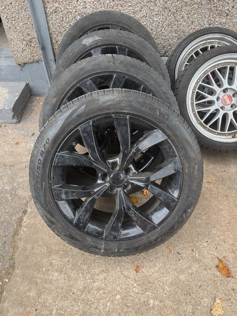 Range Rover 20inch Alloy wheels 