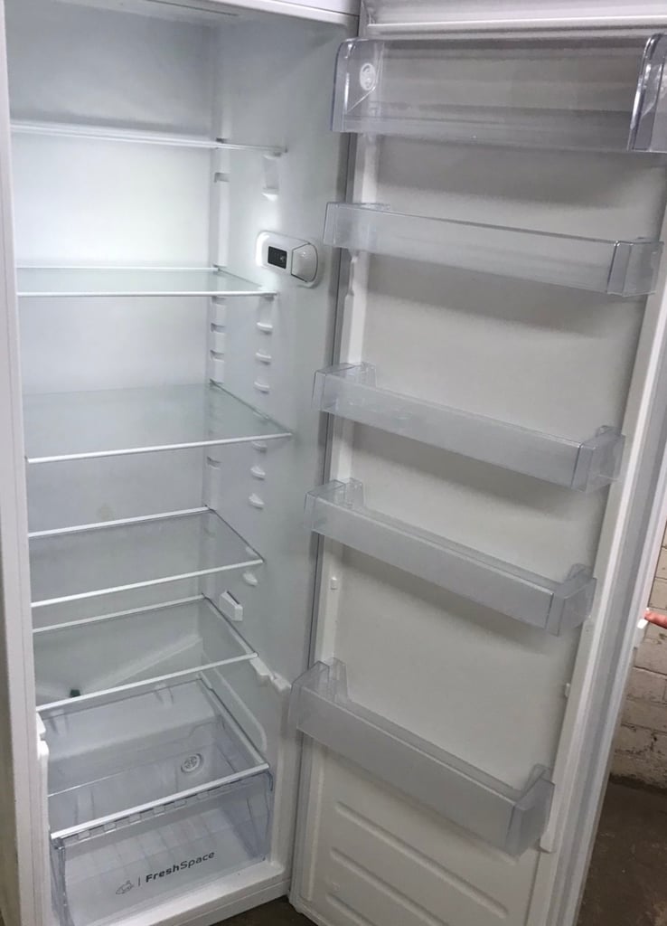 image for Fridge Tall Indesit