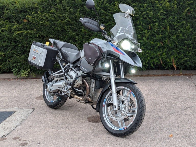 image for BMW R1200GS - 2007 07 - PANNIERS - VERY CLEAN