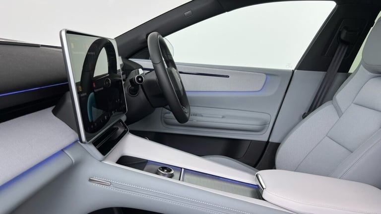 2025 Polestar Polestar 4 Polestar 4 Long range Single motor -Pilot-Plus-Privacy Glass Estate Elec...