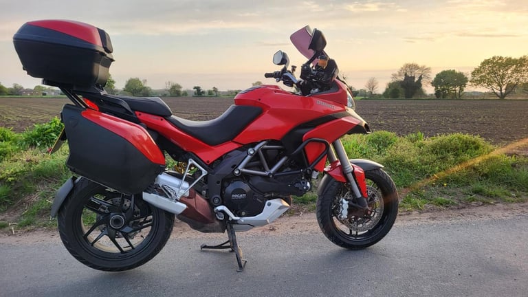 2014 14 DUCATI MULTISTRADA 1200 S HIGH SPEC TOURER LUGGAGE ADVENTURE RED HISTORY