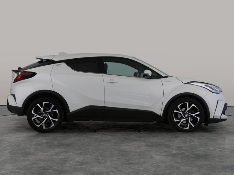 2022 Toyota C-HR 1.8 VVT-h GPF Design SUV 5dr Petrol Hybrid CVT Euro 6 (s/s) (122 ps) - NAV  Suv ...