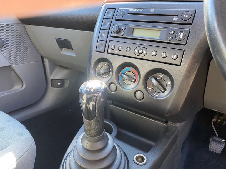 2003 Ford Fiesta 1.3 Fiesta Finesse 5dr Hatchback Petrol Manual