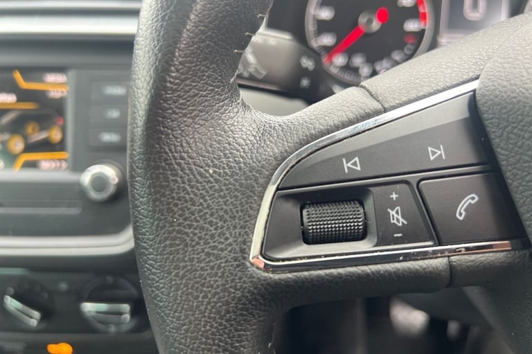 2018 18 SEAT IBIZA 1.0 TSI SE DESIGN HATCHBACK 5DR PETROL MANUAL EURO 6 (S/S) (9