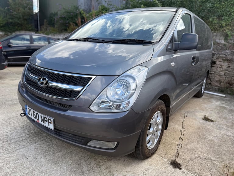 2010 Hyundai i800 2.5 CRDi Style Euro 4 5dr MPV Diesel Manual