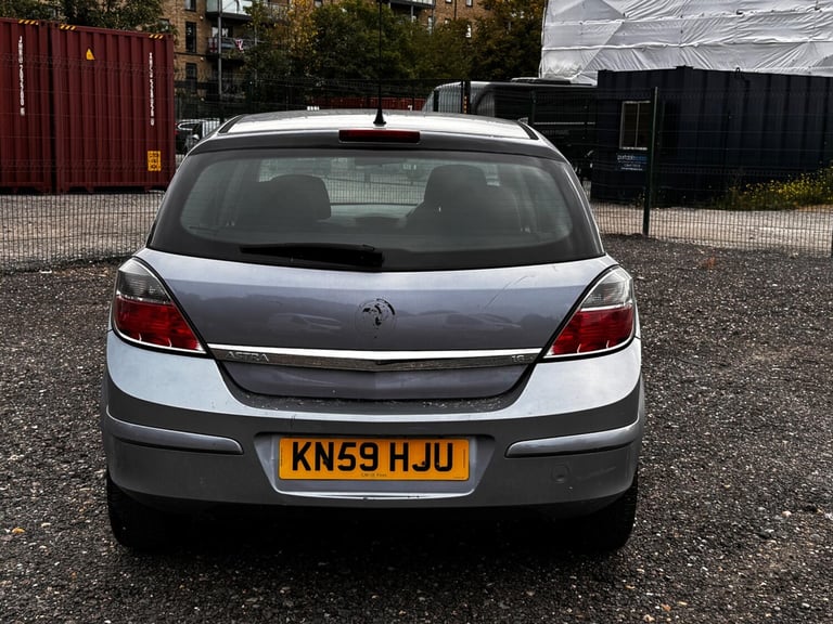 2009 Vauxhall Astra 1.6i 16V Club [115] 5dr HATCHBACK PETROL Manual