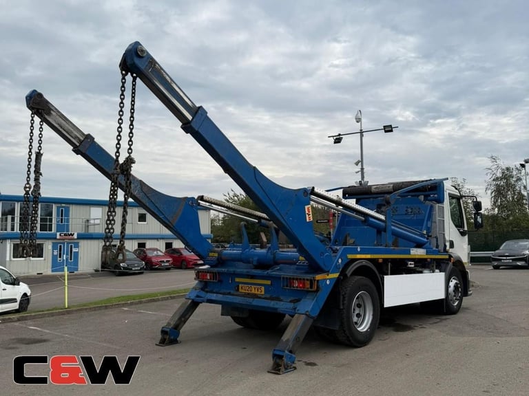 2020 (20) FL 250 18T 4x2 Skip Loader - 163,000Kms