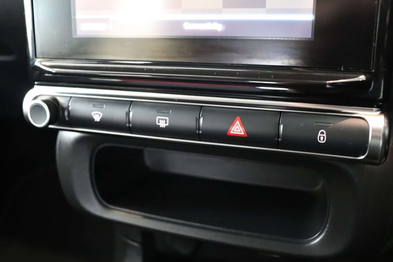 2018 Citroen C3 1.2 PureTech 82 Flair Nav Edition 5dr HATCHBACK PETROL Manual
