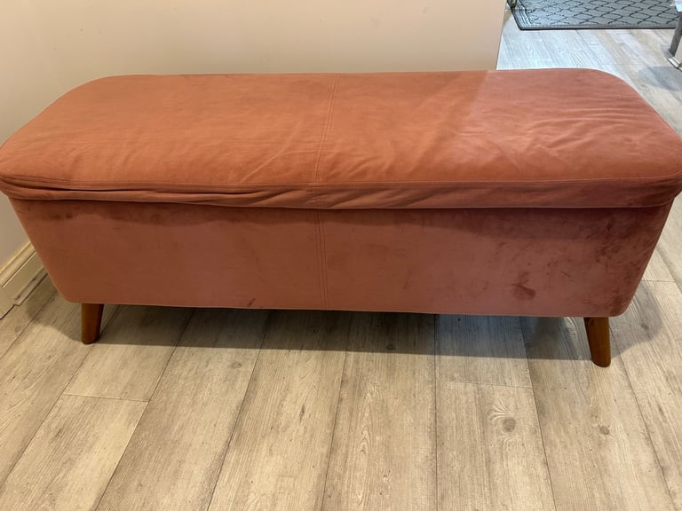 Ottoman storage pink bench 