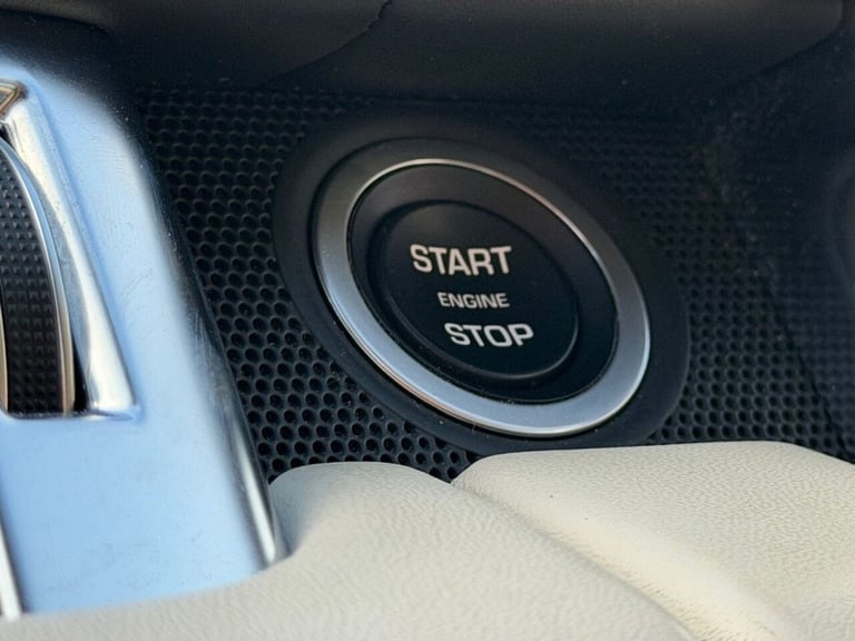 2019 Land Rover Range Rover Sport 3.0 SD V6 Autobiography Dynamic SUV 5dr Diesel Auto 4WD Euro 6 ...