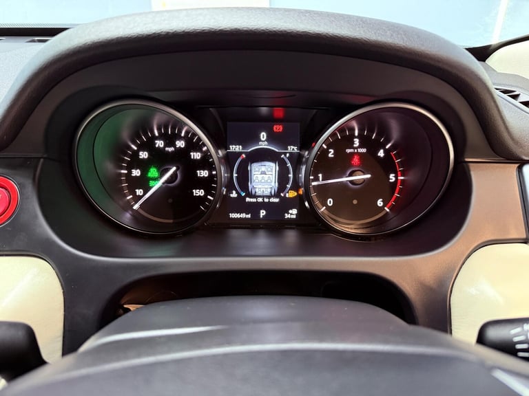 2017 Land Rover Discovery Sport 2.0 TD4 HSE Luxury Auto 4WD Euro 6 (s/s) 5dr ESTATE Diesel Automatic