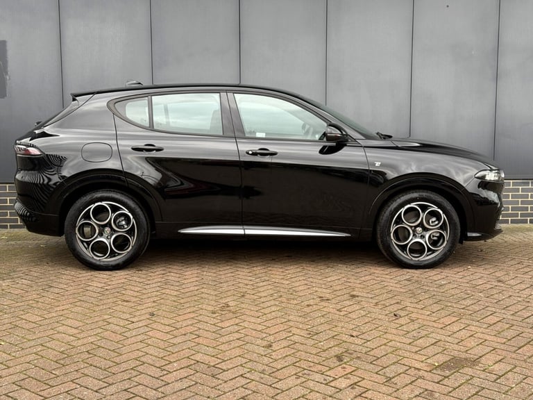 2023 Alfa Romeo Tonale 1.5 MHEV Ti 5dr Auto Hatchback Petrol Automatic