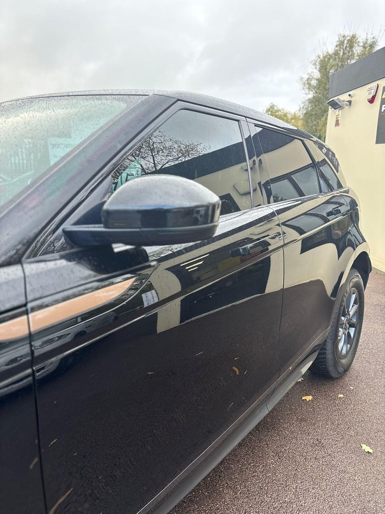 2020 Land Rover Range Rover Evoque 2.0 D150 MHEV R-Dynamic Auto 4WD Euro 6 (s/s) 5dr ESTATE Diese...