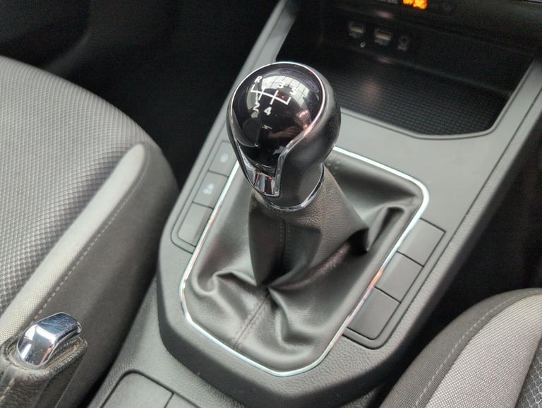 2018 SEAT Ibiza 1.0 MPI SE Technology Hatchback 5dr Petrol Manual Euro 6 (s/s) (75 ps) - AL HATCH...