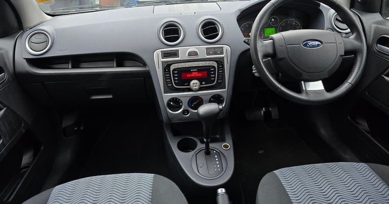 Ford, FUSION, Hatchback, 2010, Other, 1596 (cc), 5 doors