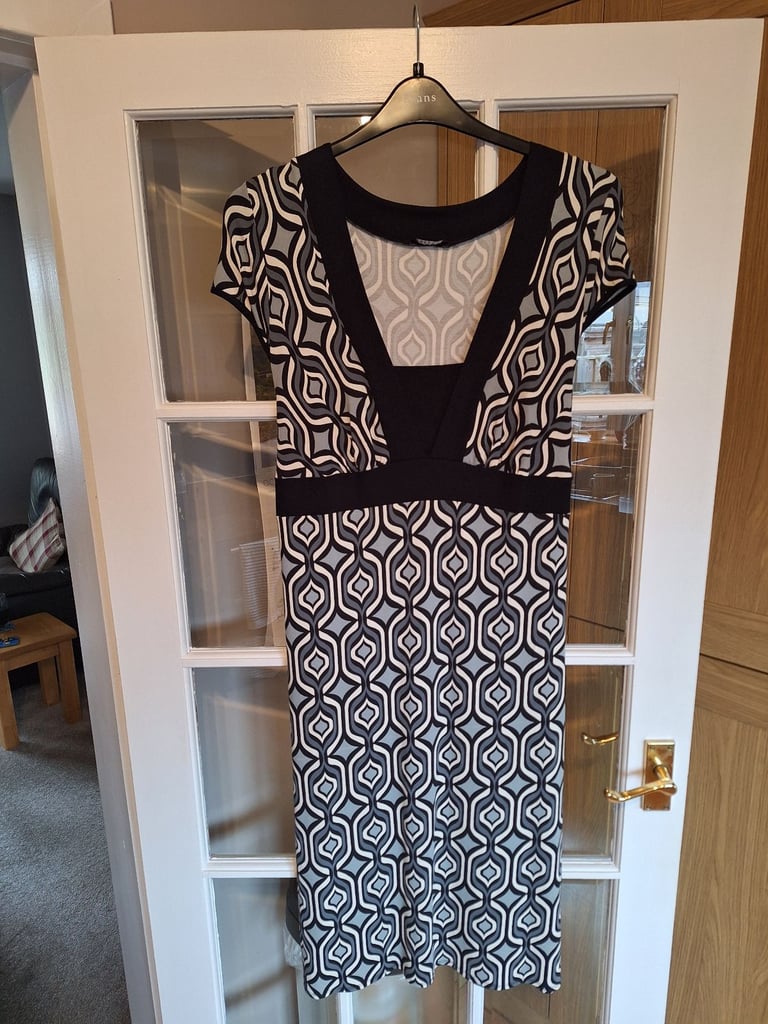 image for Dress size 16  from Evans 