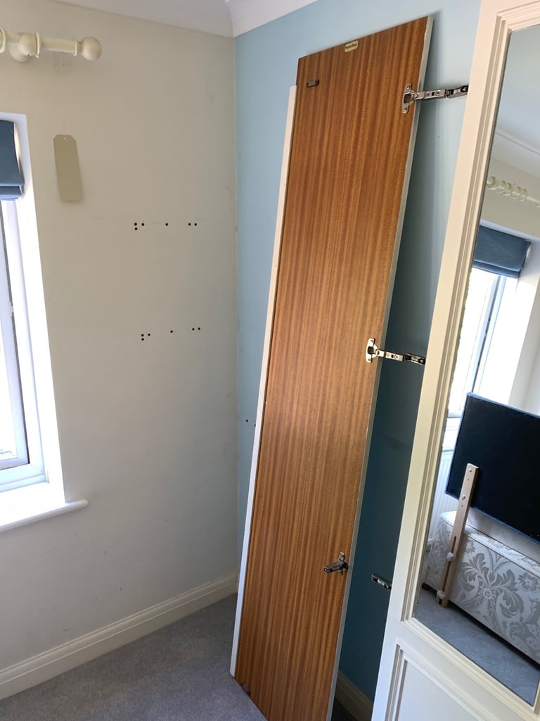 4 x wardrobe doors with mirrors 