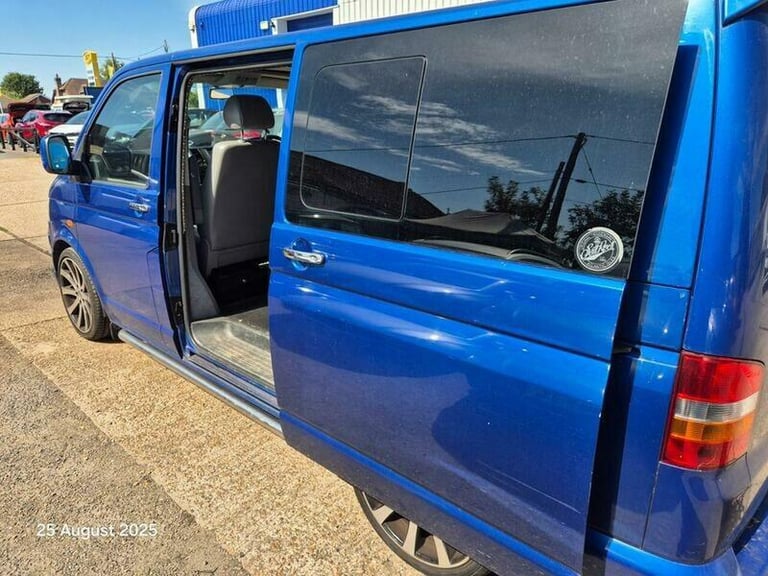 Volkswagen Transporter 2.5 TDi PD T32 Window Van 4dr Diesel Manual 4WD L1 (240 g