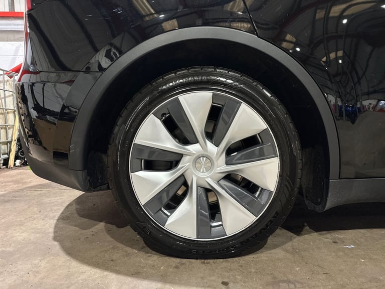 2023 Tesla Model Y Long Range AWD 5dr Auto Hatchback ELECTRIC Automatic