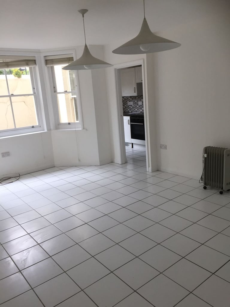 Charming Ground Floor Studio Flat