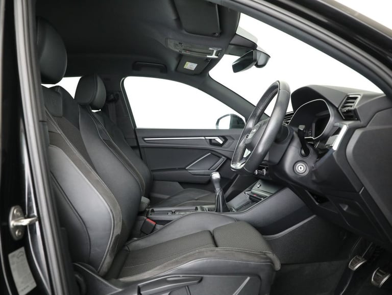 2022 Audi Q3 1.5 TFSI CoD 35 Black Edition SUV 5dr Petrol Manual Euro 6 (s/s) (150 ps) Petrol Manual