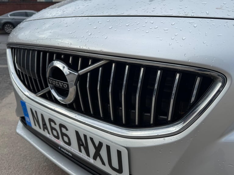 2016 Volvo V40 D3 [4 Cyl 150] Inscription 5dr Geartronic HATCHBACK DIESEL Automatic