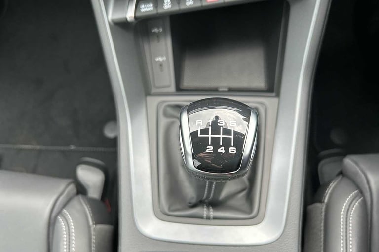2025 Audi Q3 35 TFSI S Line 5dr (Leather) SUV Petrol Manual