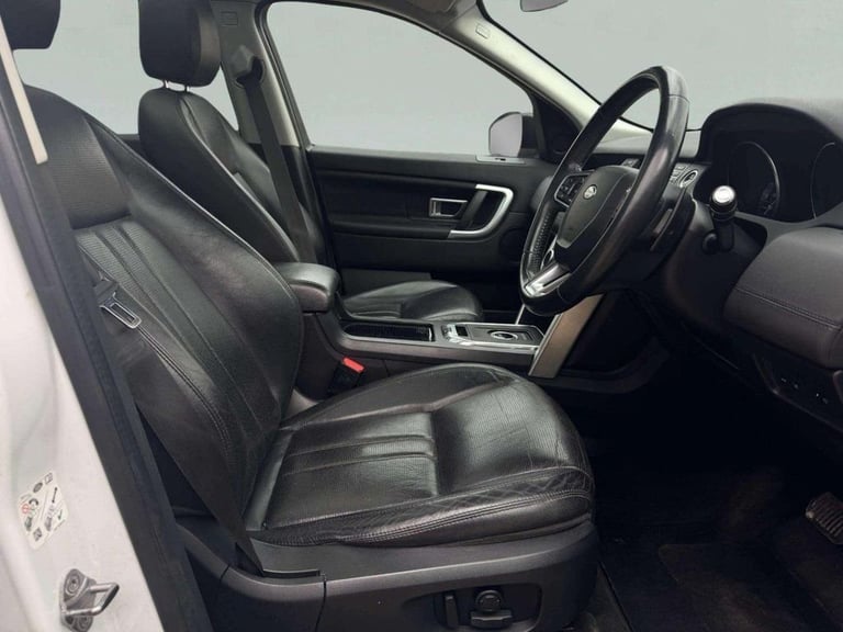 2015 Land Rover Discovery Sport 2.0 TD4 180 HSE Black 5dr Auto ESTATE DIESEL Automatic