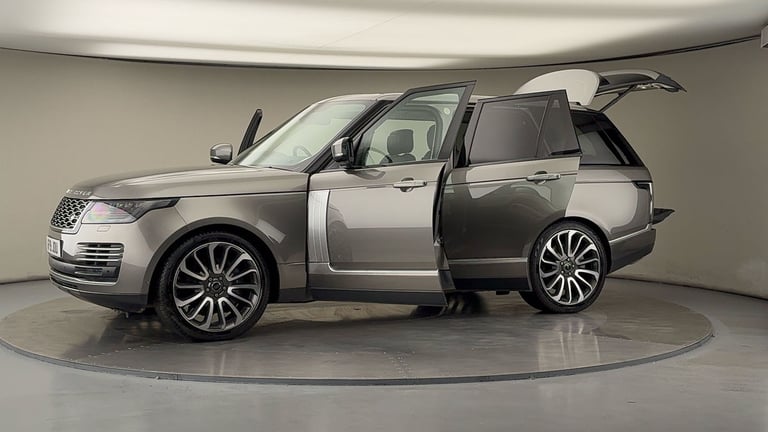 2019 Land Rover Range Rover 4.4 SD V8 Autobiography SUV 5dr Diesel Auto 4WD Euro 6 (s/s) (339 ps)...