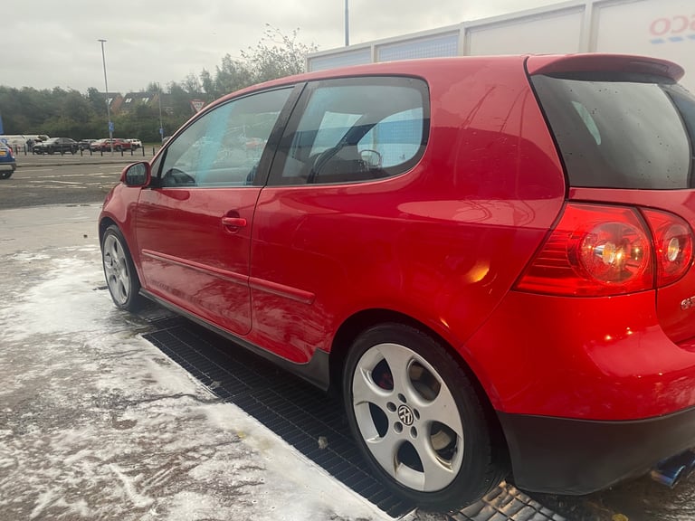 Volkswagen golf gti 2.0 tfsi 200 full year mot 