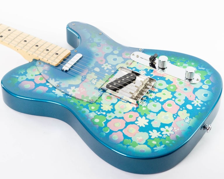 Fender CIJ Blue Flower Telecaster 1999