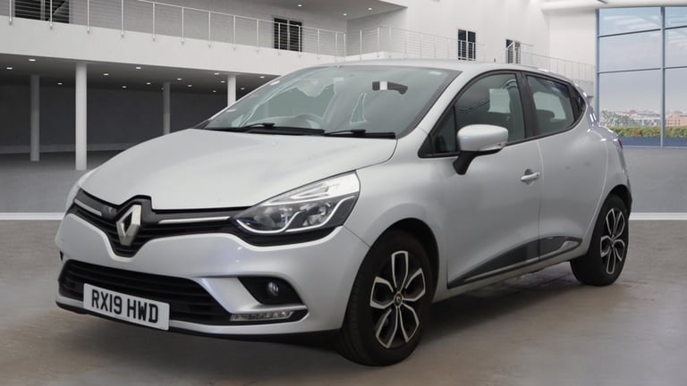RENAULT CLIO 1.5 DCI 90 PLAY EDITION EURO6 ULEZ 5DR HATCH 2025