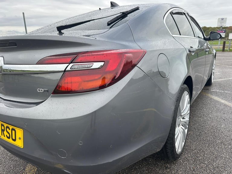 2016 Vauxhall Insignia 2.0 CDTi Elite Nav Auto Euro 6 5dr HATCHBACK Diesel Automatic