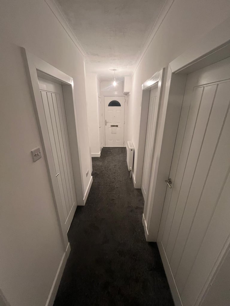 2 bedroom ground floor flat £780.00