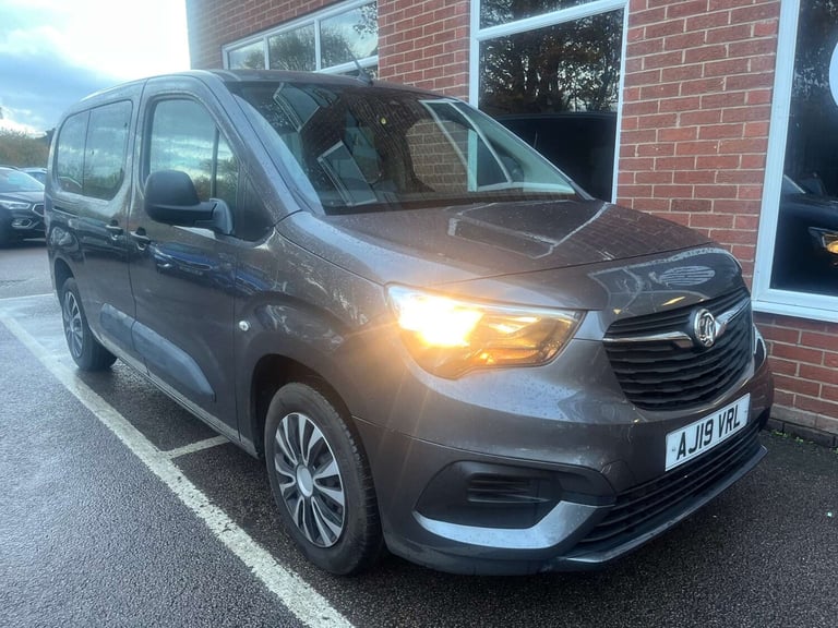 2019 Vauxhall Combo Life 1.2 Turbo Design XL 5dr MPV PETROL Manual